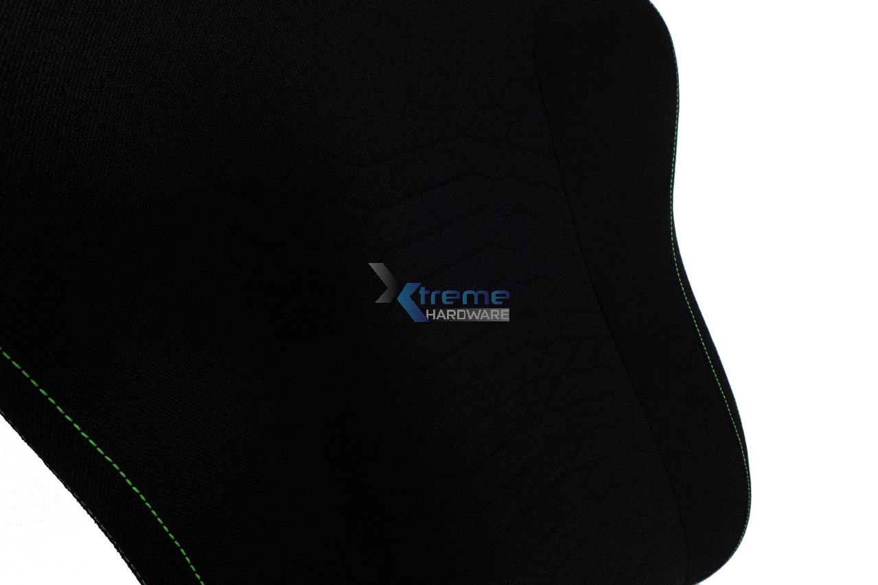 Razer Iskur V2 X 29 987b4